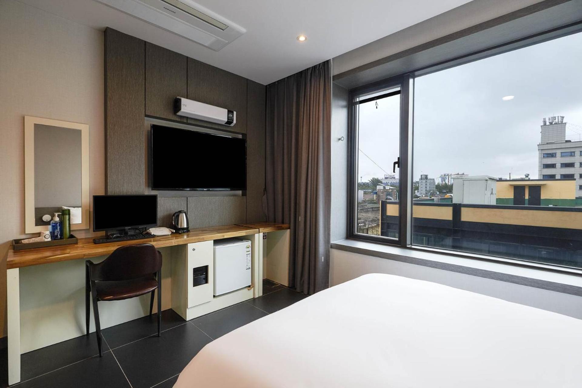 Incheon Blue Marine Hotel Екстериор снимка
