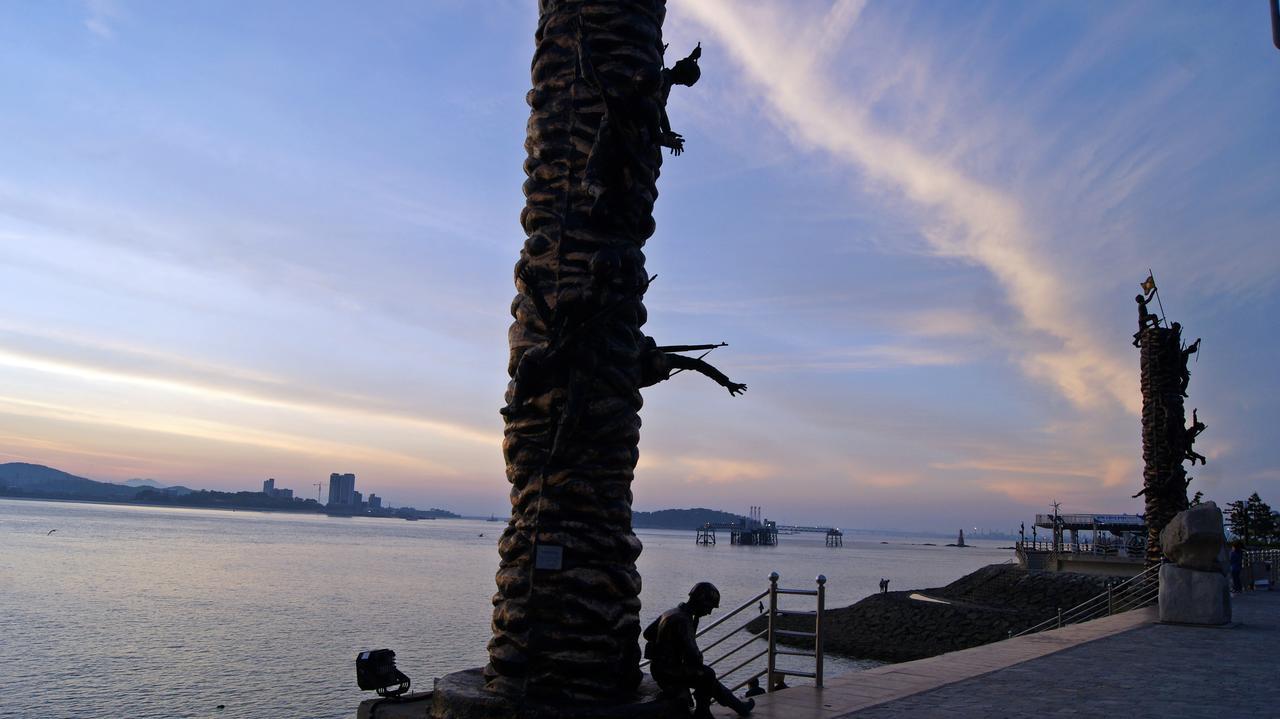 Incheon Blue Marine Hotel Екстериор снимка